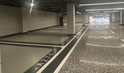 西安廠區(qū)車(chē)位劃線漆是什么材料？